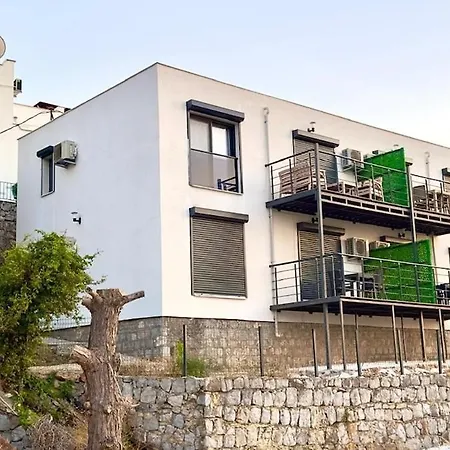 Luxury Nature View Summer House Floor